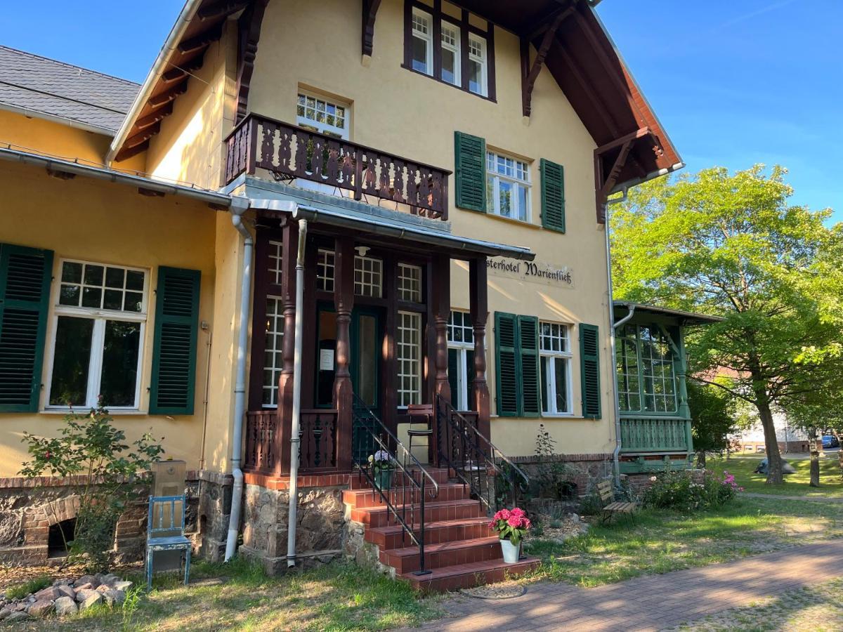 Klostergartenhotel Marienfliess Stepenitz Bagian luar foto