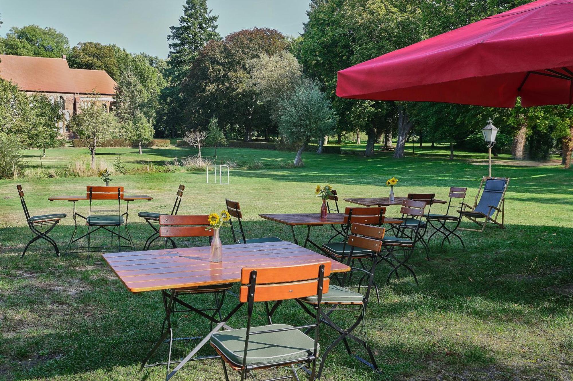 Klostergartenhotel Marienfliess Stepenitz Bagian luar foto